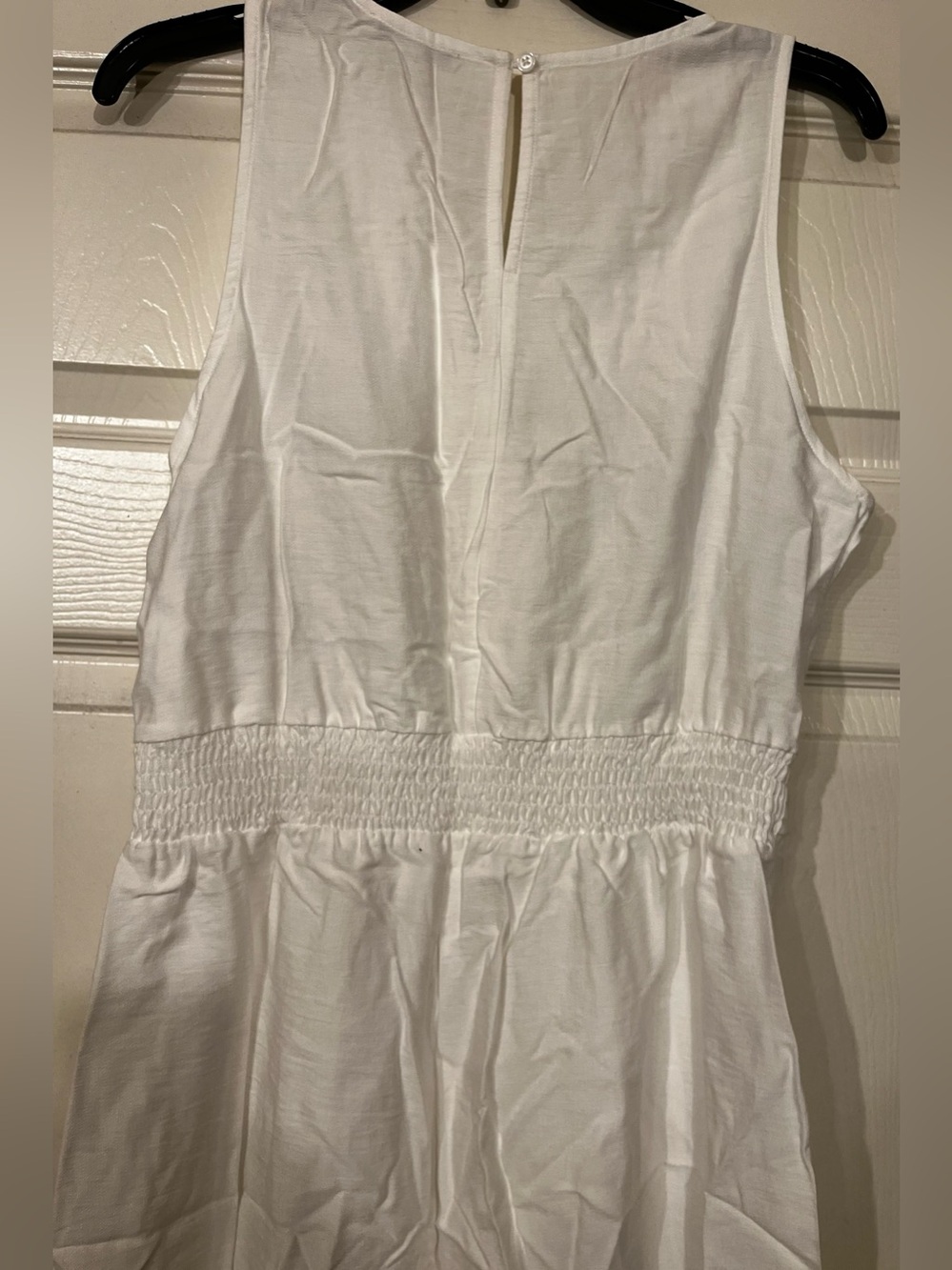 Elegant White Jumpsuit - Picture 5 of 6
